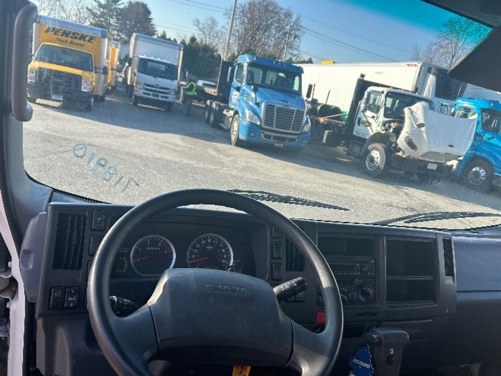 Light Duty Box Truck-Light and Medium Duty Trucks-Isuzu-2019-NPR-Chicopee-MA-315,320\n\t\tmiles-$ 12,500 - Image 18