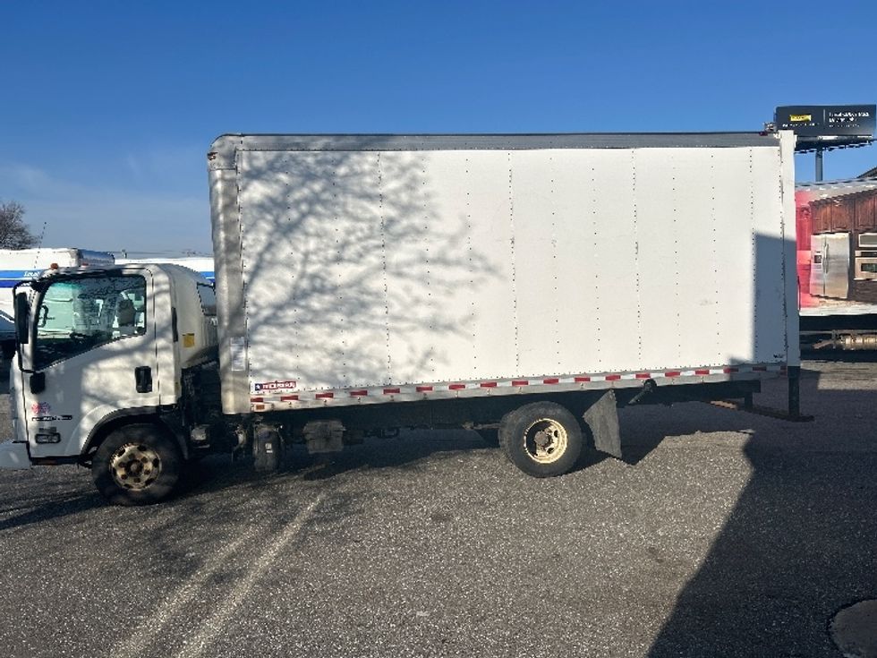 Light Duty Box Truck-Light and Medium Duty Trucks-Isuzu-2019-NPR-Chicopee-MA-315,320\n\t\tmiles-$ 12,500 - Image 4