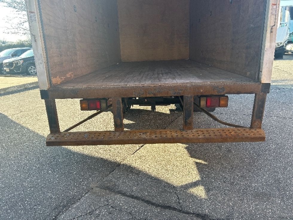 Light Duty Box Truck-Light and Medium Duty Trucks-Isuzu-2019-NPR-Chicopee-MA-315,320\n\t\tmiles-$ 12,500 - Image 9