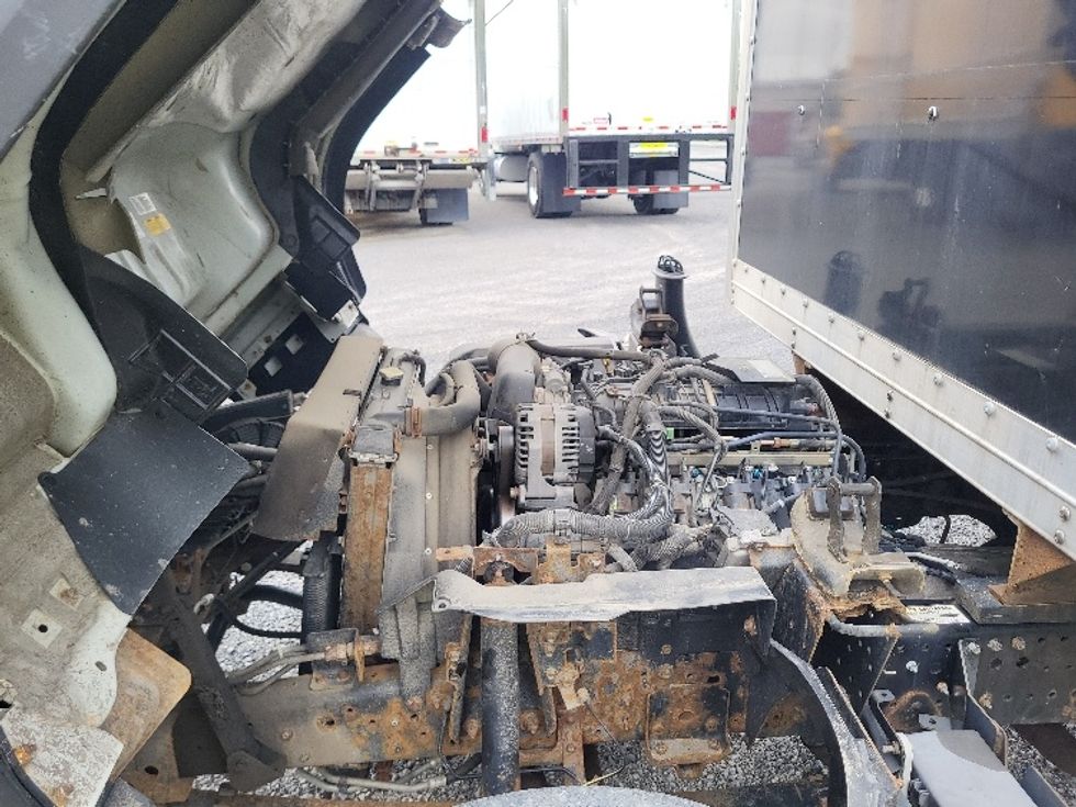 Light Duty Box Truck-Light and Medium Duty Trucks-Isuzu-2019-NPR EFI-Albany-NY-111,000\n\t\tmiles-$ 33,500 - Image 24