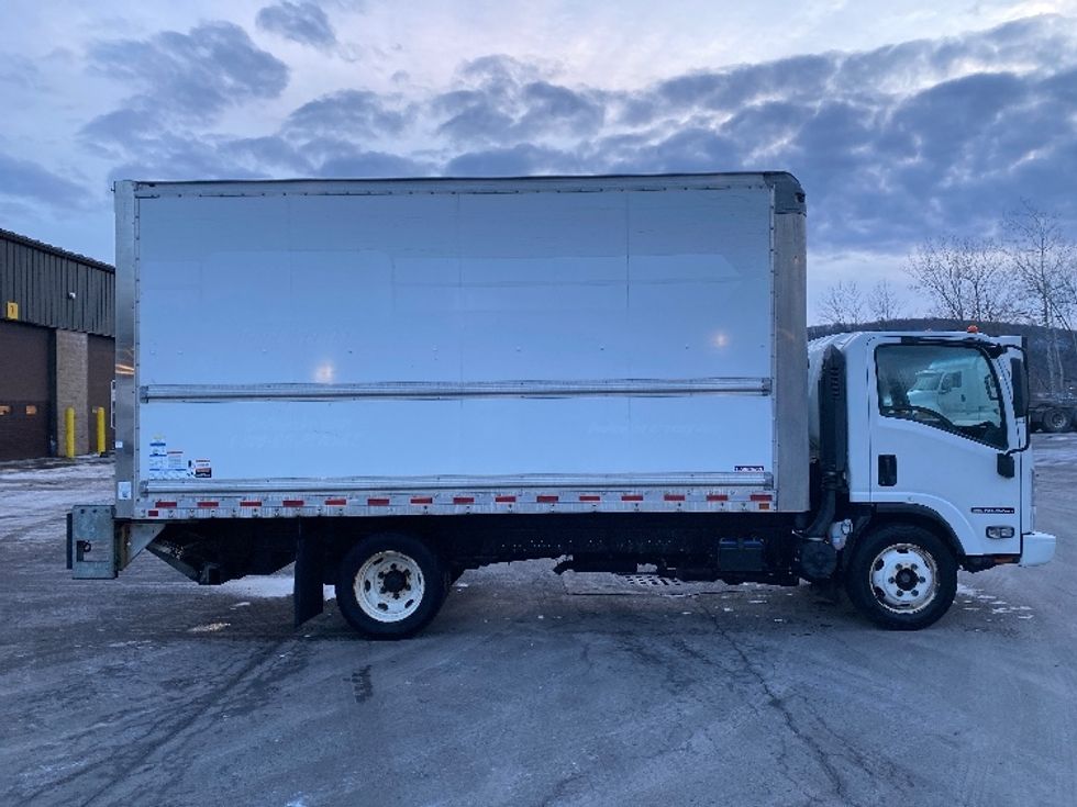 Light Duty Box Truck-Light and Medium Duty Trucks-Isuzu-2019-NPR EFI-Albany-NY-143,274\n\t\tmiles-$ 29,750 - Image 15