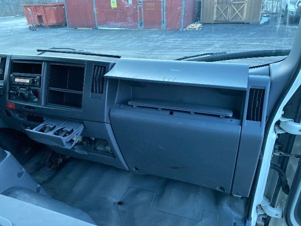 Light Duty Box Truck-Light and Medium Duty Trucks-Isuzu-2019-NPR EFI-Albany-NY-143,274\n\t\tmiles-$ 29,750 - Image 21