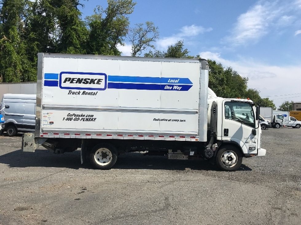Light Duty Box Truck-Light and Medium Duty Trucks-Isuzu-2019-NPR EFI-Alexandria-VA-78,115\n\t\tmiles-$ 39,500 - Image 14