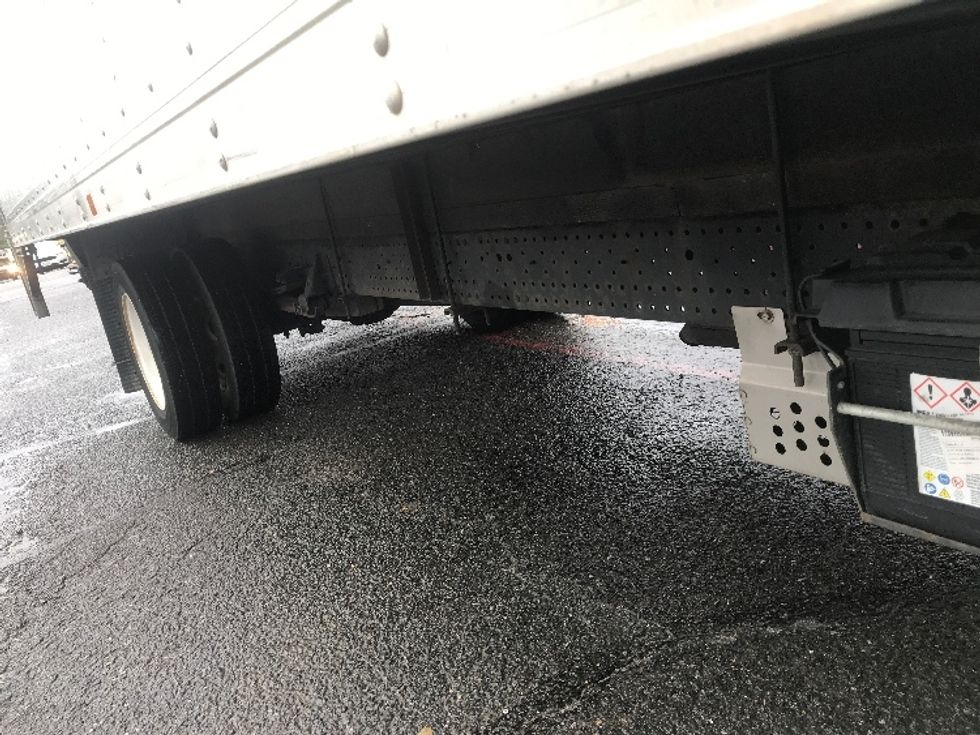 Light Duty Box Truck-Light and Medium Duty Trucks-Isuzu-2019-NPR EFI-Alexandria-VA-81,337\n\t\tmiles-$ 39,250 - Image 14