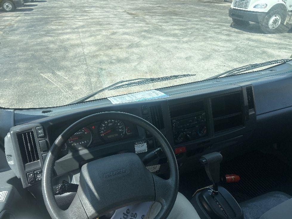 Light Duty Box Truck-Light and Medium Duty Trucks-Isuzu-2019-NPR EFI-Brooklyn Park-MN-101,943\n\t\tmiles-$ 33,750 - Image 18