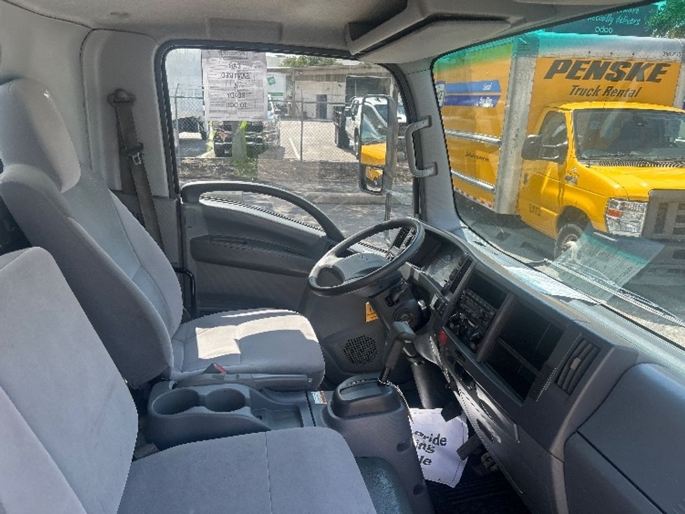 Light Duty Box Truck-Light and Medium Duty Trucks-Isuzu-2019-NPR EFI-Brooklyn Park-MN-101,943\n\t\tmiles-$ 33,750 - Image 22