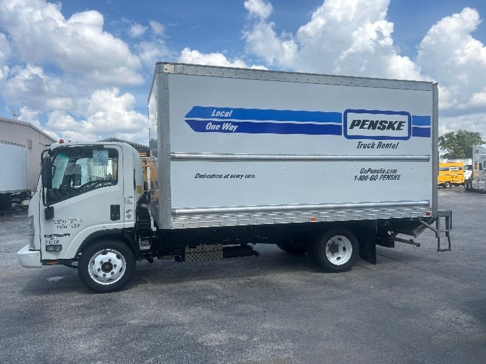 Light Duty Box Truck-Light and Medium Duty Trucks-Isuzu-2019-NPR EFI-Brooklyn Park-MN-101,943\n\t\tmiles-$ 33,750 - Image 4