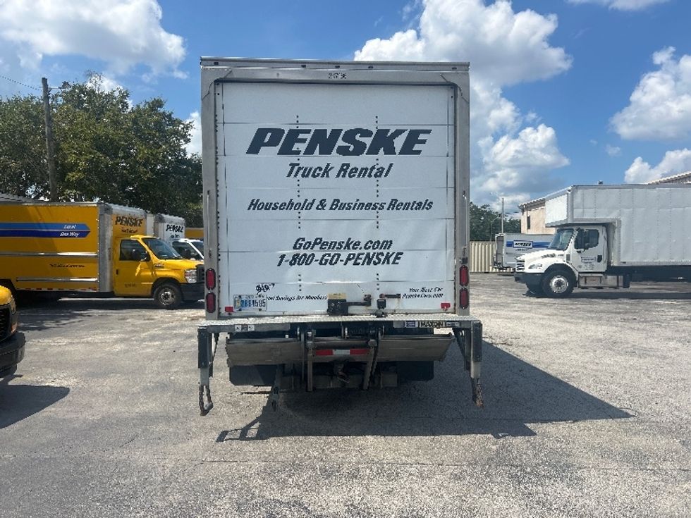 Light Duty Box Truck-Light and Medium Duty Trucks-Isuzu-2019-NPR EFI-Brooklyn Park-MN-101,943\n\t\tmiles-$ 33,750 - Image 7