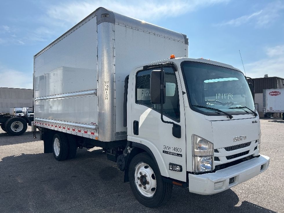 Light Duty Box Truck-Light and Medium Duty Trucks-Isuzu-2019-NPR EFI-Brooklyn Park-MN-136,316\n\t\tmiles-$ 30,750 - Image 1