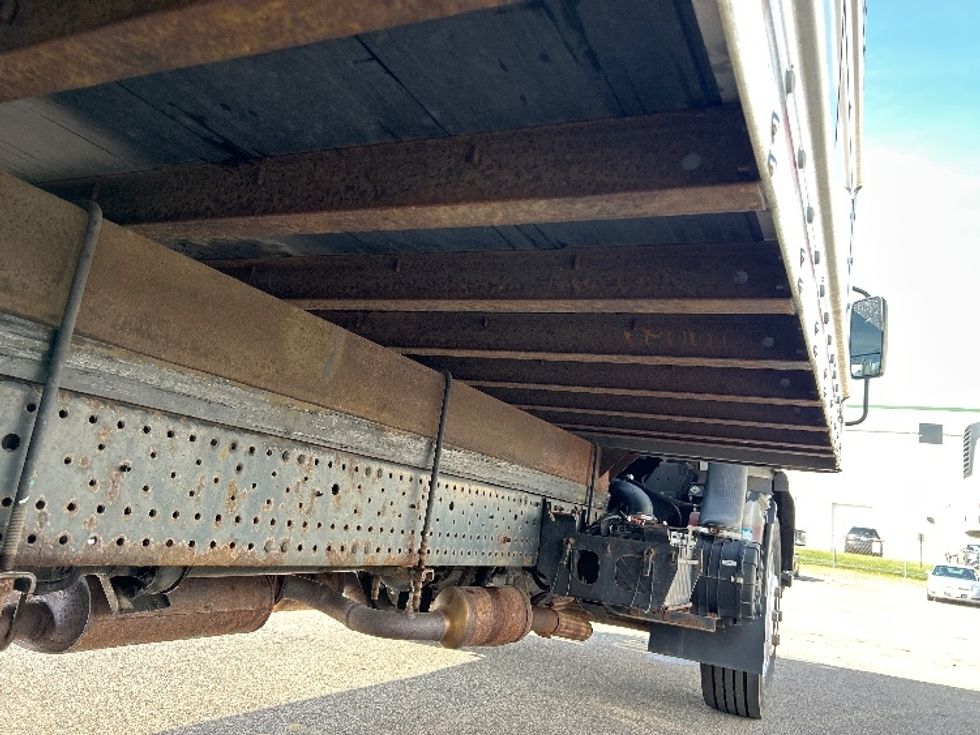 Light Duty Box Truck-Light and Medium Duty Trucks-Isuzu-2019-NPR EFI-Brooklyn Park-MN-136,316\n\t\tmiles-$ 30,750 - Image 14