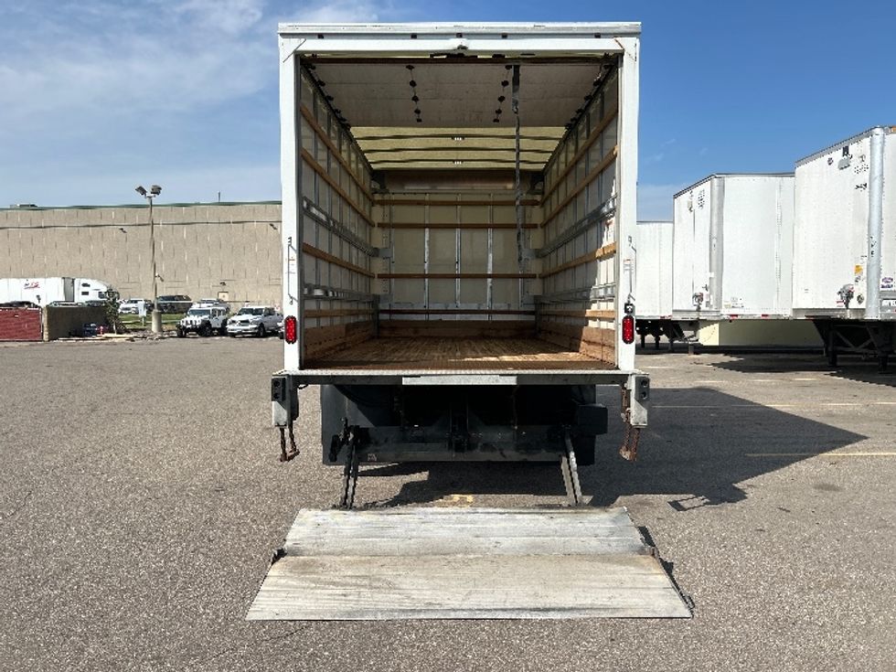 Light Duty Box Truck-Light and Medium Duty Trucks-Isuzu-2019-NPR EFI-Brooklyn Park-MN-136,316\n\t\tmiles-$ 30,750 - Image 9