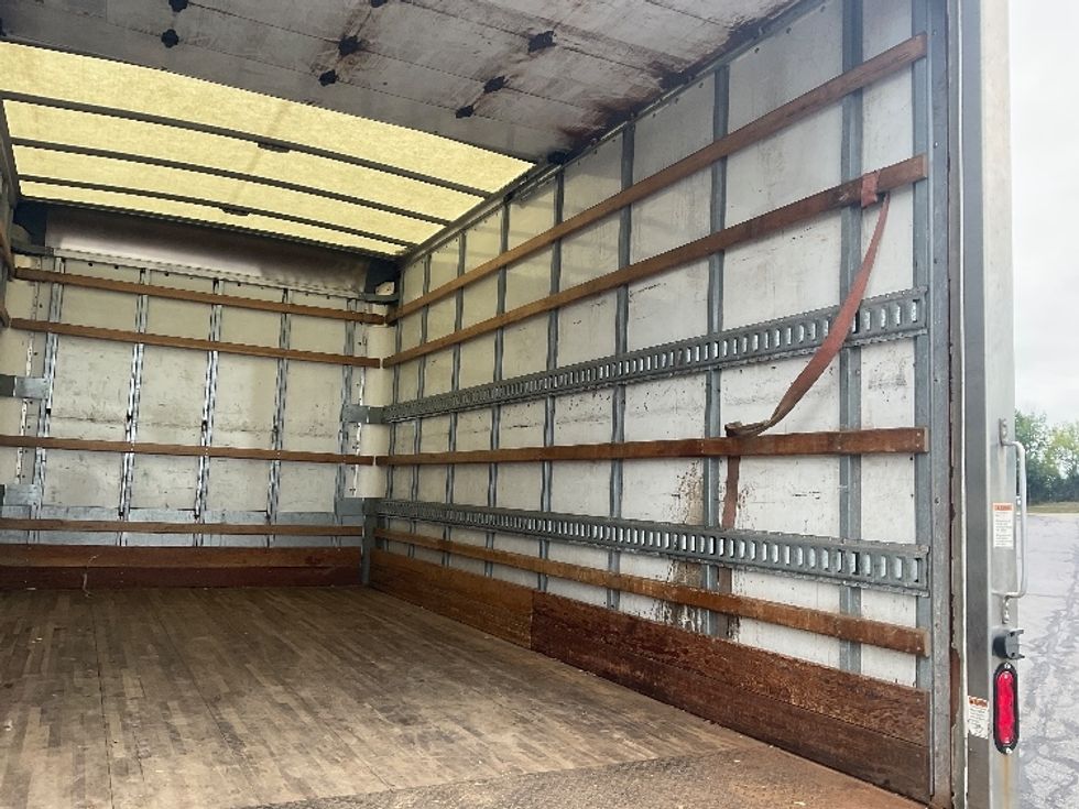 Light Duty Box Truck-Light and Medium Duty Trucks-Isuzu-2019-NPR EFI-Canton-OH-188,059\n\t\tmiles-$ 21,500 - Image 12