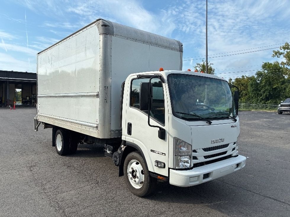 Light Duty Box Truck-Light and Medium Duty Trucks-Isuzu-2019-NPR EFI-Cleveland-TN-52,287\n\t\tmiles-$ 42,500 - Image 1