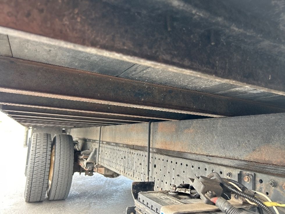 Light Duty Box Truck-Light and Medium Duty Trucks-Isuzu-2019-NPR EFI-Colorado Springs-CO-88,110\n\t\tmiles-$ 41,750 - Image 14