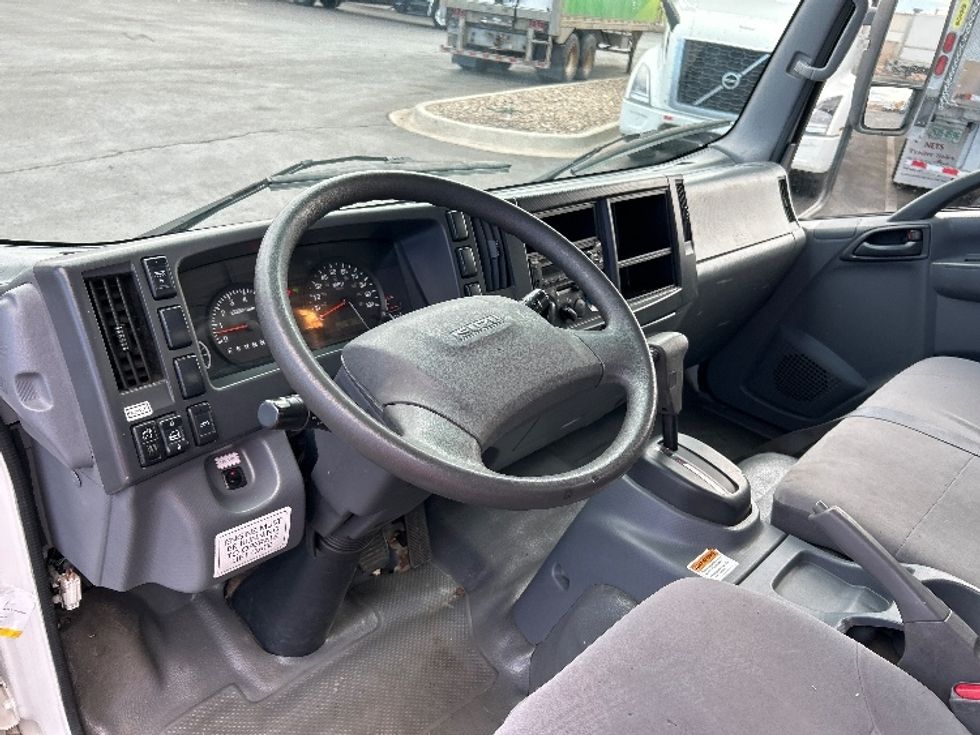 Light Duty Box Truck-Light and Medium Duty Trucks-Isuzu-2019-NPR EFI-Colorado Springs-CO-88,110\n\t\tmiles-$ 41,750 - Image 17