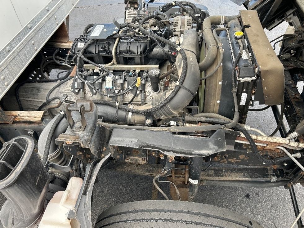 Light Duty Box Truck-Light and Medium Duty Trucks-Isuzu-2019-NPR EFI-Colorado Springs-CO-88,110\n\t\tmiles-$ 41,750 - Image 23