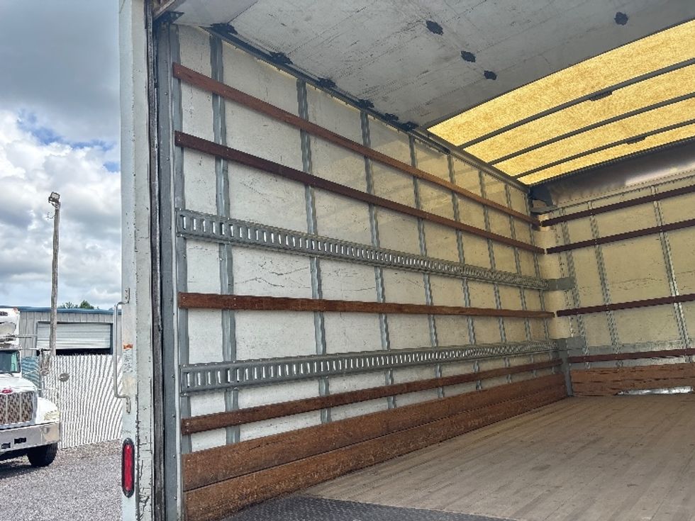 Light Duty Box Truck-Light and Medium Duty Trucks-Isuzu-2019-NPR EFI-Conway-SC-156,833\n\t\tmiles-$ 32,750 - Image 11