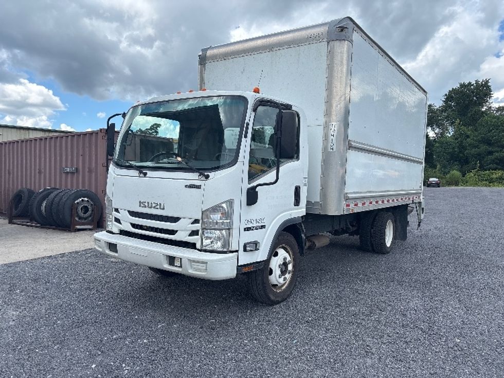 Light Duty Box Truck-Light and Medium Duty Trucks-Isuzu-2019-NPR EFI-Conway-SC-156,833\n\t\tmiles-$ 32,750 - Image 3