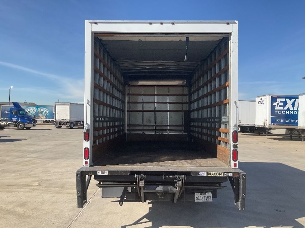 Light Duty Box Truck-Light and Medium Duty Trucks-Isuzu-2019-NPR EFI-Dallas-TX-98,270\n\t\tmiles-$ 36,000 - Image 8