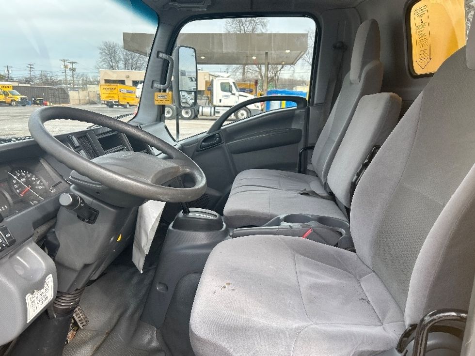 Light Duty Box Truck-Light and Medium Duty Trucks-Isuzu-2019-NPR EFI-Dayton-NJ-109,853\n\t\tmiles-$ 33,750 - Image 19