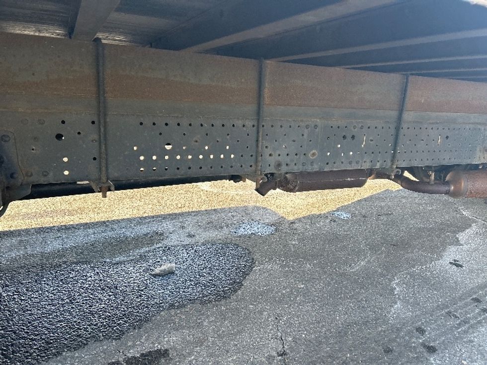 Light Duty Box Truck-Light and Medium Duty Trucks-Isuzu-2019-NPR EFI-Fitchburg-MA-119,705\n\t\tmiles-$ 31,250 - Image 14