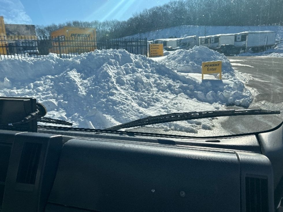 Light Duty Box Truck-Light and Medium Duty Trucks-Isuzu-2019-NPR EFI-Fitchburg-MA-119,705\n\t\tmiles-$ 31,250 - Image 21