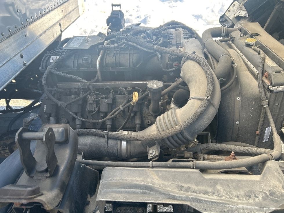 Light Duty Box Truck-Light and Medium Duty Trucks-Isuzu-2019-NPR EFI-Fitchburg-MA-119,705\n\t\tmiles-$ 31,250 - Image 23