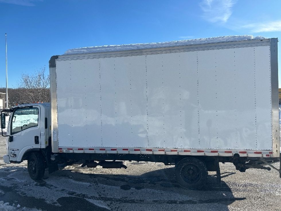 Light Duty Box Truck-Light and Medium Duty Trucks-Isuzu-2019-NPR EFI-Fitchburg-MA-119,705\n\t\tmiles-$ 31,250 - Image 4