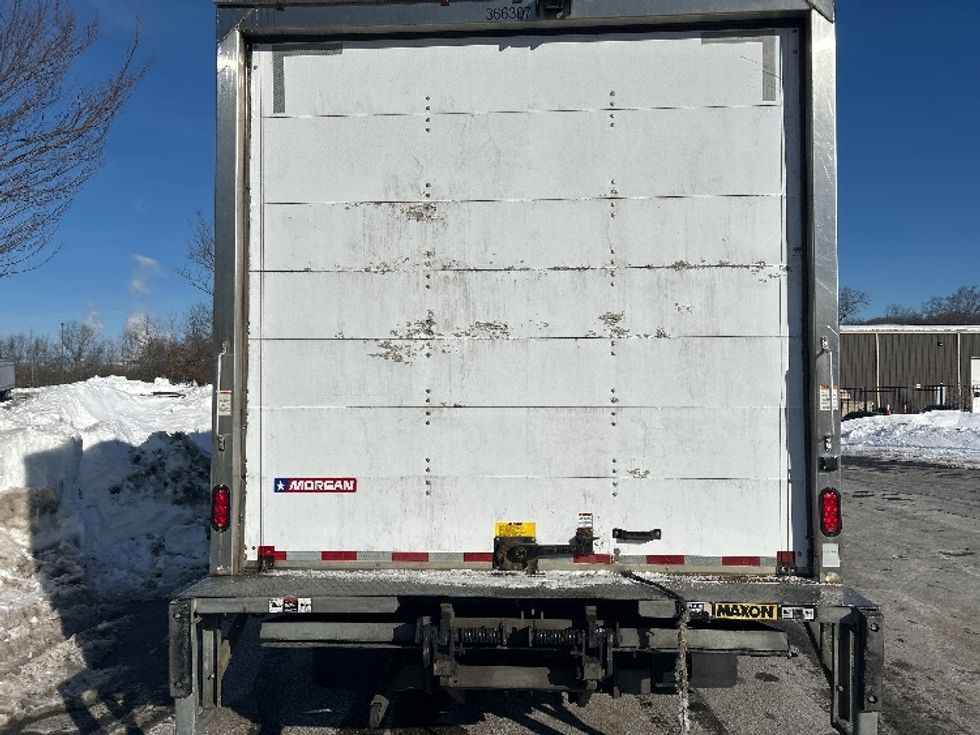 Light Duty Box Truck-Light and Medium Duty Trucks-Isuzu-2019-NPR EFI-Fitchburg-MA-119,705\n\t\tmiles-$ 31,250 - Image 7