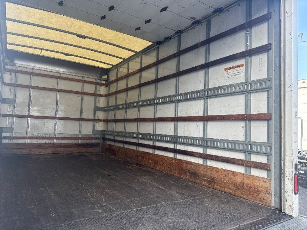 Light Duty Box Truck-Light and Medium Duty Trucks-Isuzu-2019-NPR EFI-Forest Park-GA-109,191\n\t\tmiles-$ 35,500 - Image 12