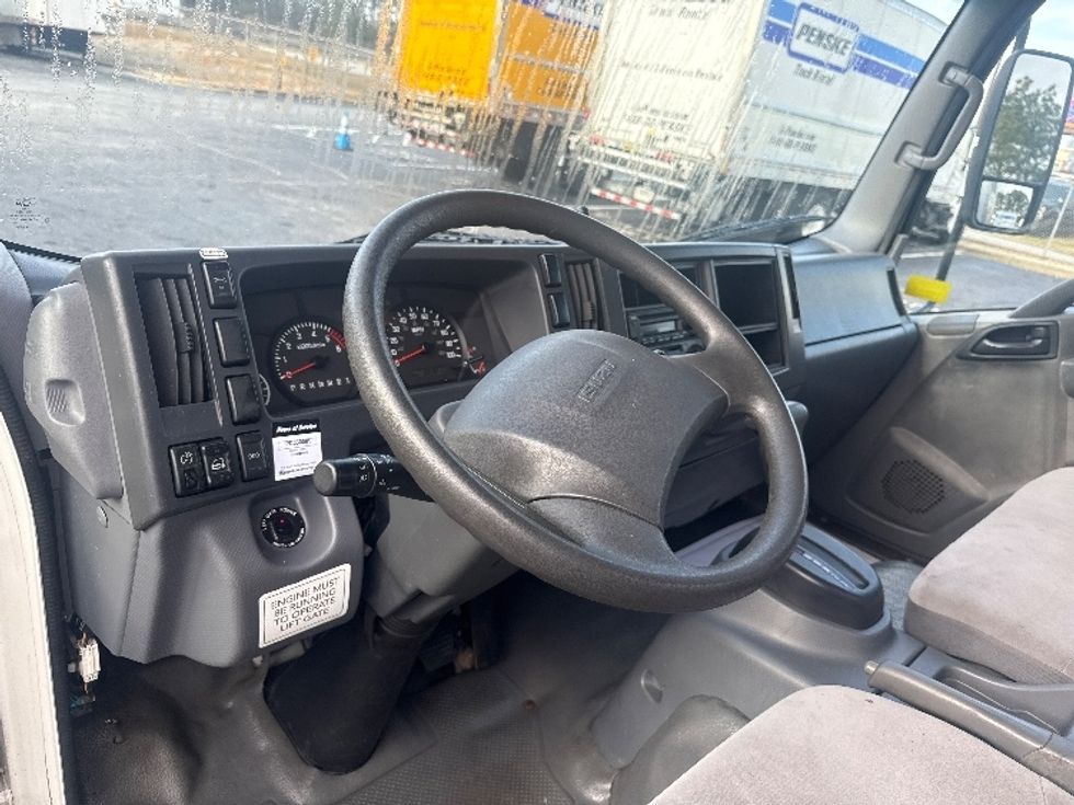 Light Duty Box Truck-Light and Medium Duty Trucks-Isuzu-2019-NPR EFI-Forest Park-GA-109,191\n\t\tmiles-$ 35,500 - Image 17