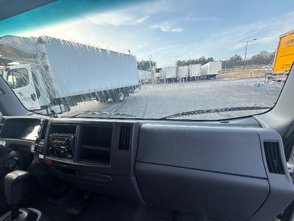 Light Duty Box Truck-Light and Medium Duty Trucks-Isuzu-2019-NPR EFI-Forest Park-GA-109,191\n\t\tmiles-$ 35,500 - Image 21