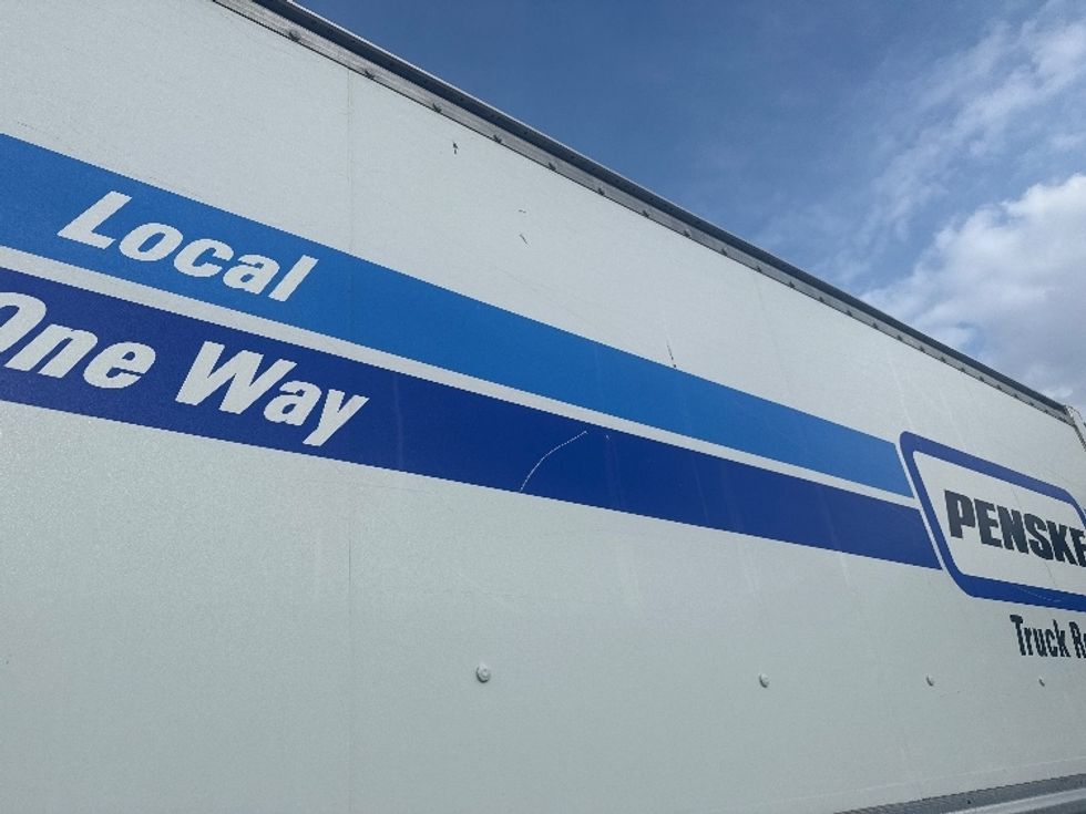 Light Duty Box Truck-Light and Medium Duty Trucks-Isuzu-2019-NPR EFI-Forest Park-GA-109,191\n\t\tmiles-$ 35,500 - Image 26