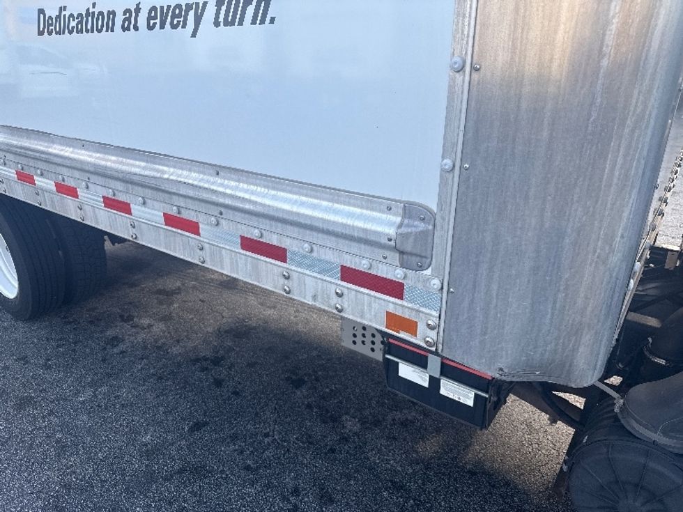 Light Duty Box Truck-Light and Medium Duty Trucks-Isuzu-2019-NPR EFI-Forest Park-GA-109,191\n\t\tmiles-$ 35,500 - Image 29