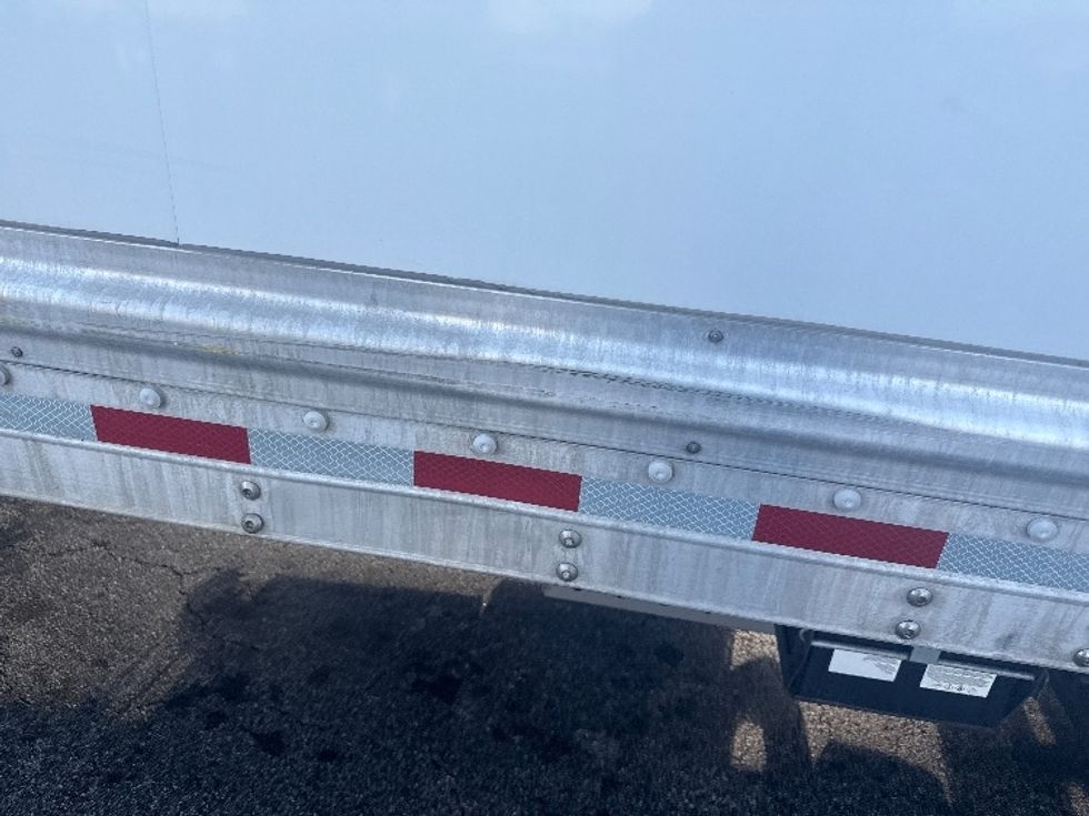 Light Duty Box Truck-Light and Medium Duty Trucks-Isuzu-2019-NPR EFI-Forest Park-GA-109,191\n\t\tmiles-$ 35,500 - Image 30