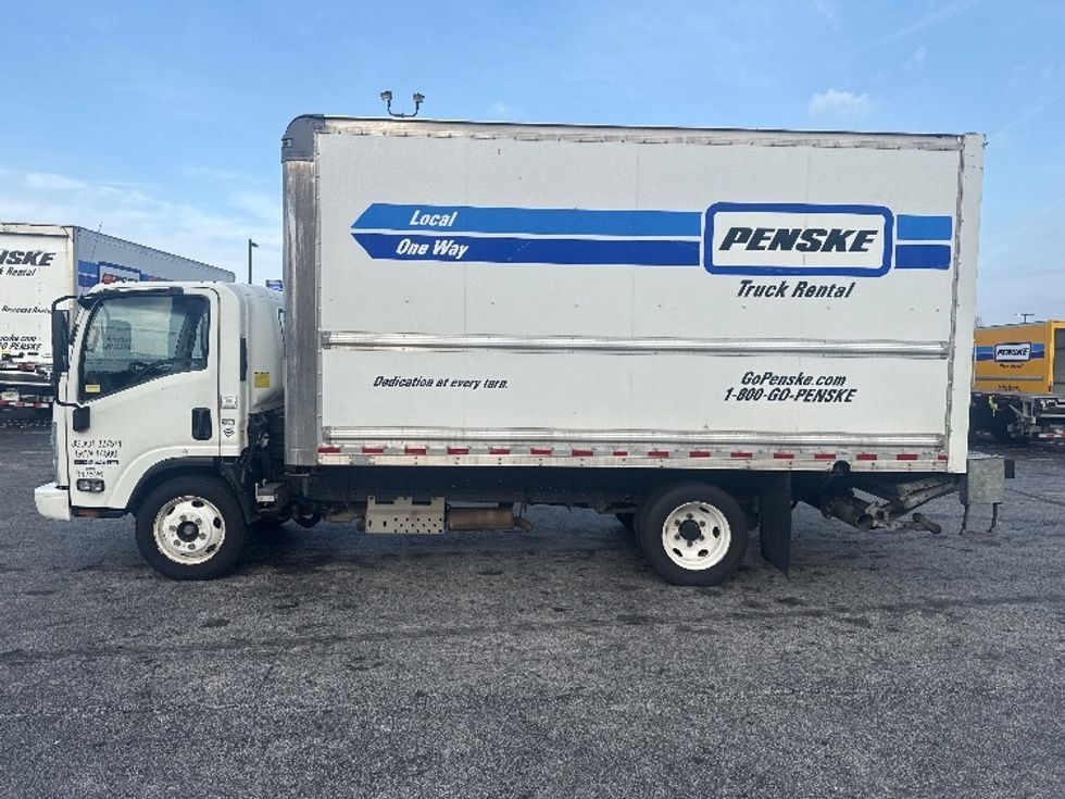 Light Duty Box Truck-Light and Medium Duty Trucks-Isuzu-2019-NPR EFI-Forest Park-GA-109,191\n\t\tmiles-$ 35,500 - Image 4
