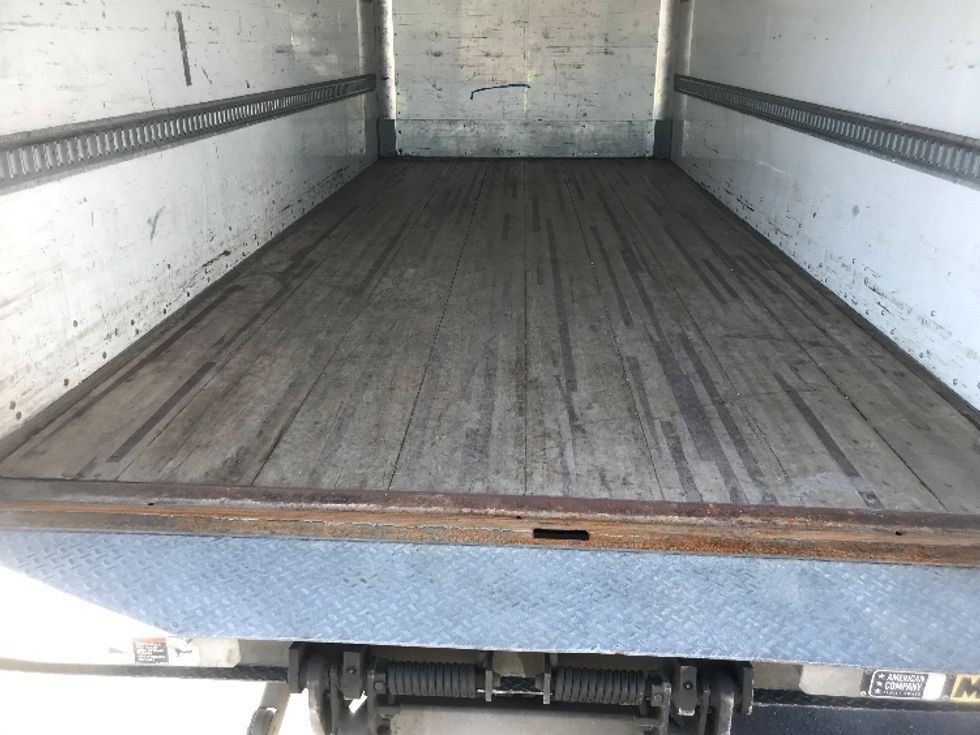 Light Duty Box Truck-Light and Medium Duty Trucks-Isuzu-2019-NPR EFI-Harrisburg-PA-163,215\n\t\tmiles-$ 29,750 - Image 10