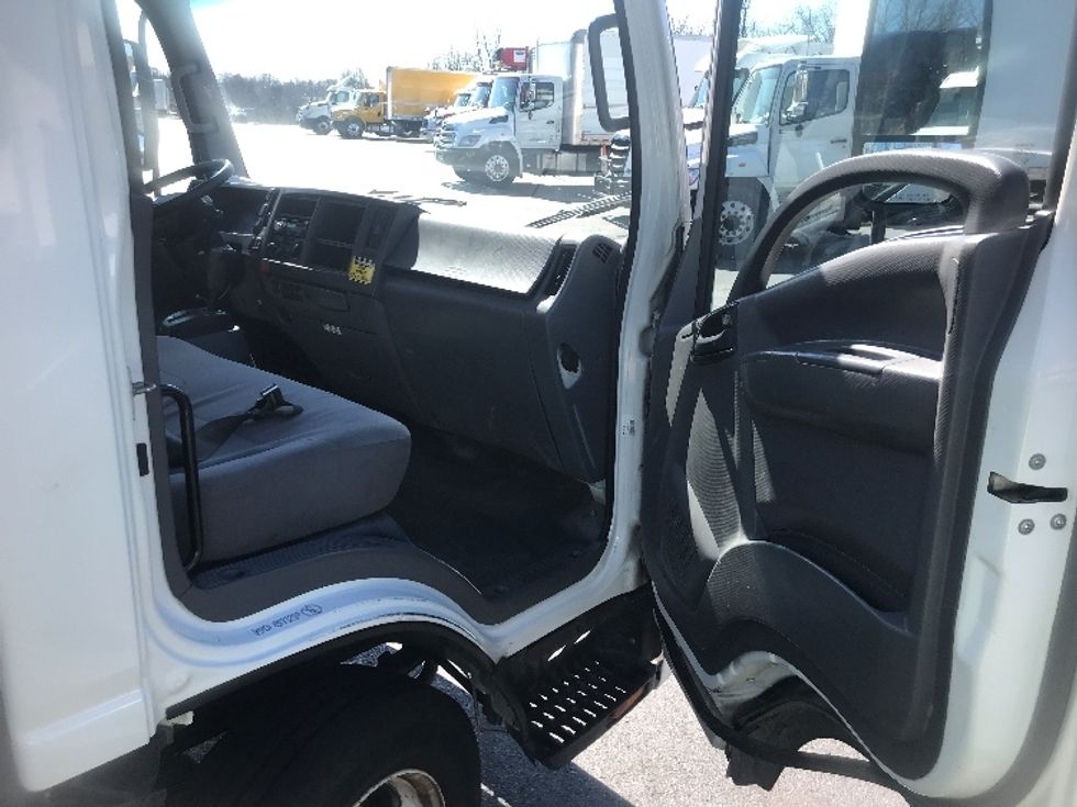 Light Duty Box Truck-Light and Medium Duty Trucks-Isuzu-2019-NPR EFI-Harrisburg-PA-163,215\n\t\tmiles-$ 29,750 - Image 20