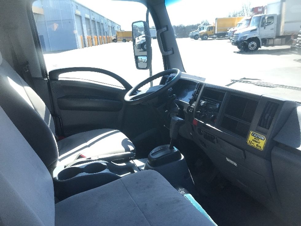 Light Duty Box Truck-Light and Medium Duty Trucks-Isuzu-2019-NPR EFI-Harrisburg-PA-163,215\n\t\tmiles-$ 29,750 - Image 22