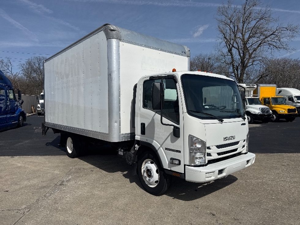 Light Duty Box Truck-Light and Medium Duty Trucks-Isuzu-2019-NPR EFI-Indianapolis-IN-61,488\n\t\tmiles-$ 36,000 - Image 1
