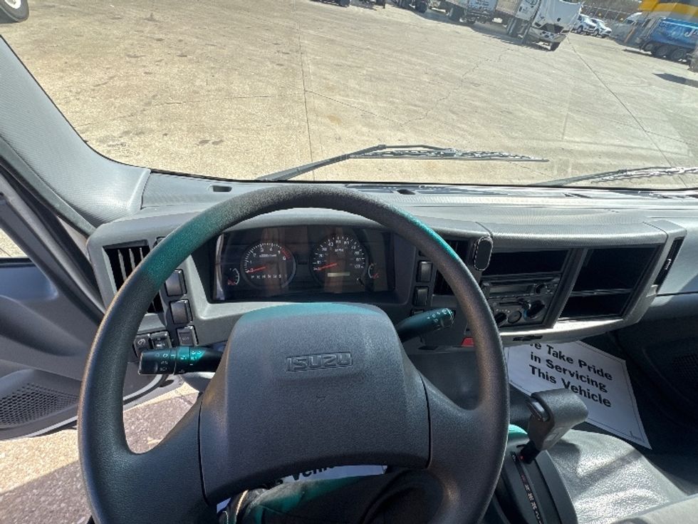 Light Duty Box Truck-Light and Medium Duty Trucks-Isuzu-2019-NPR EFI-Indianapolis-IN-61,488\n\t\tmiles-$ 36,000 - Image 18