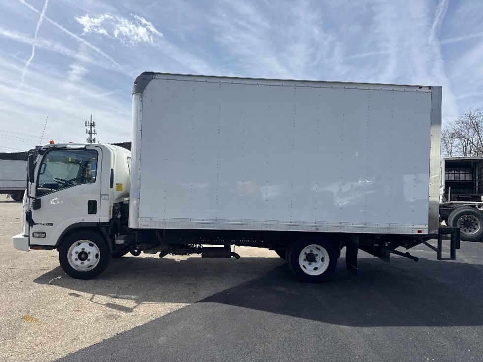 Light Duty Box Truck-Light and Medium Duty Trucks-Isuzu-2019-NPR EFI-Indianapolis-IN-61,488\n\t\tmiles-$ 36,000 - Image 4