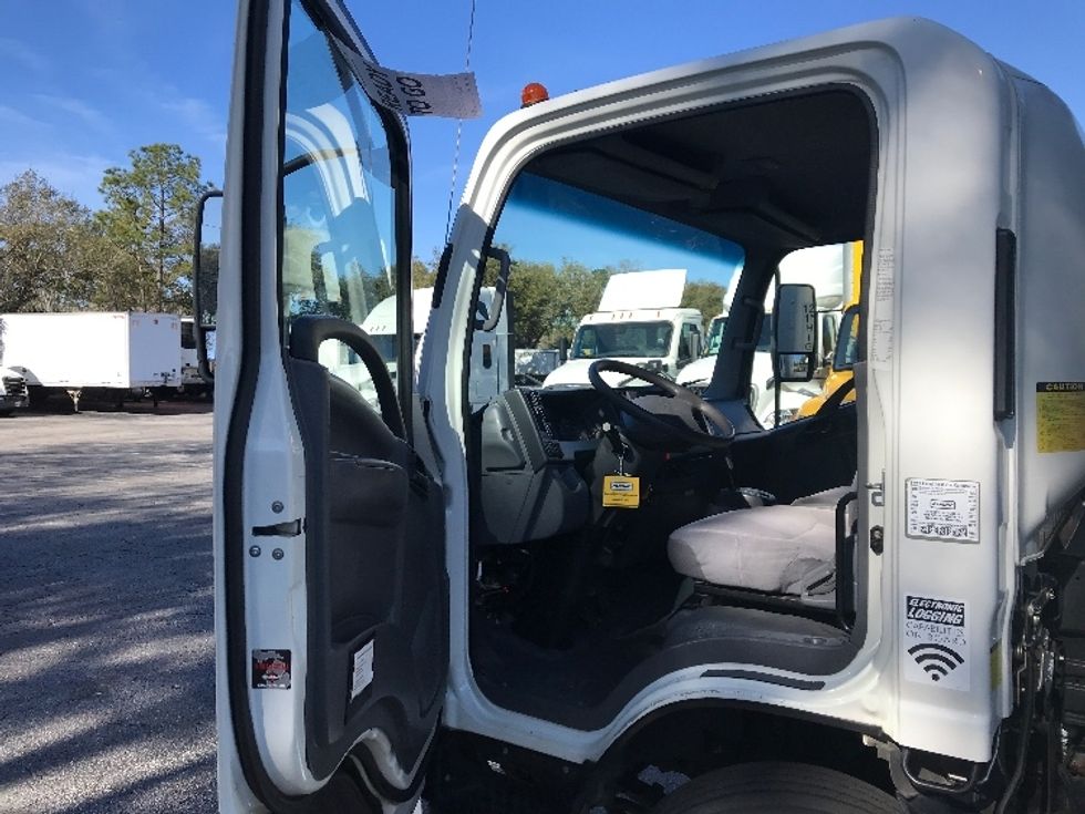 Light Duty Box Truck-Light and Medium Duty Trucks-Isuzu-2019-NPR EFI-Jacksonville-FL-114,260\n\t\tmiles-$ 37,500 - Image 16
