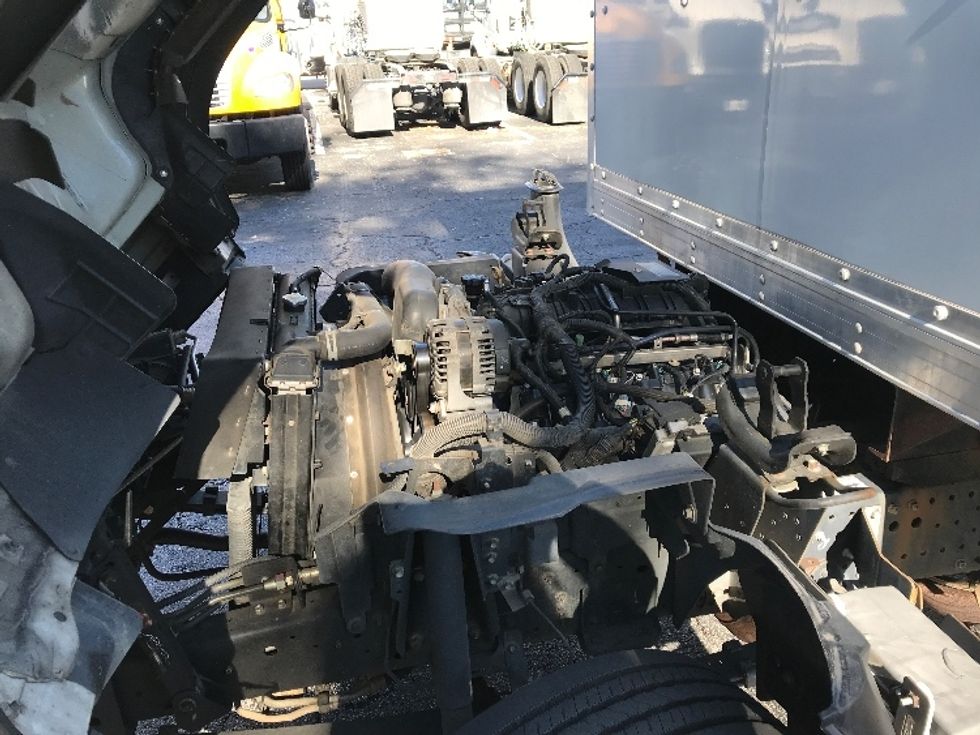 Light Duty Box Truck-Light and Medium Duty Trucks-Isuzu-2019-NPR EFI-Jacksonville-FL-114,260\n\t\tmiles-$ 37,500 - Image 24