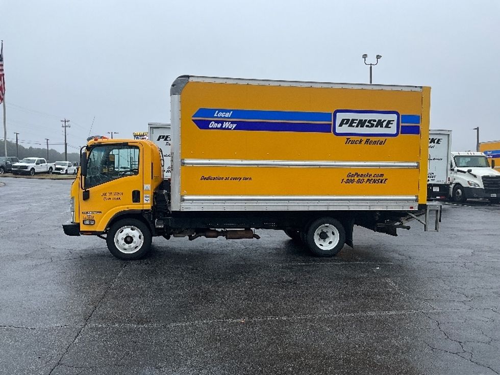 2019 Isuzu NPR EFI Light Duty Box Truck