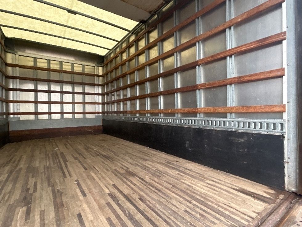 Light Duty Box Truck-Light and Medium Duty Trucks-Isuzu-2019-NPR EFI-Kalamazoo-MI-88,837\n\t\tmiles-$ 33,750 - Image 10