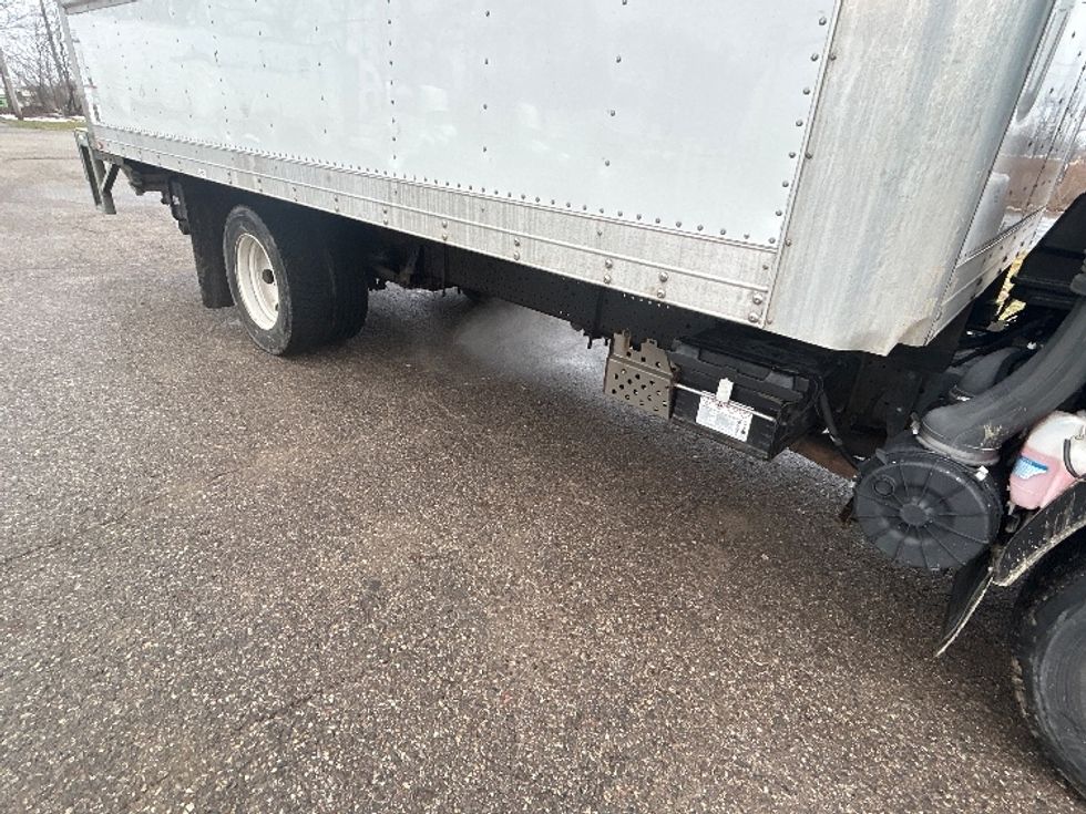 Light Duty Box Truck-Light and Medium Duty Trucks-Isuzu-2019-NPR EFI-Kalamazoo-MI-88,837\n\t\tmiles-$ 33,750 - Image 14