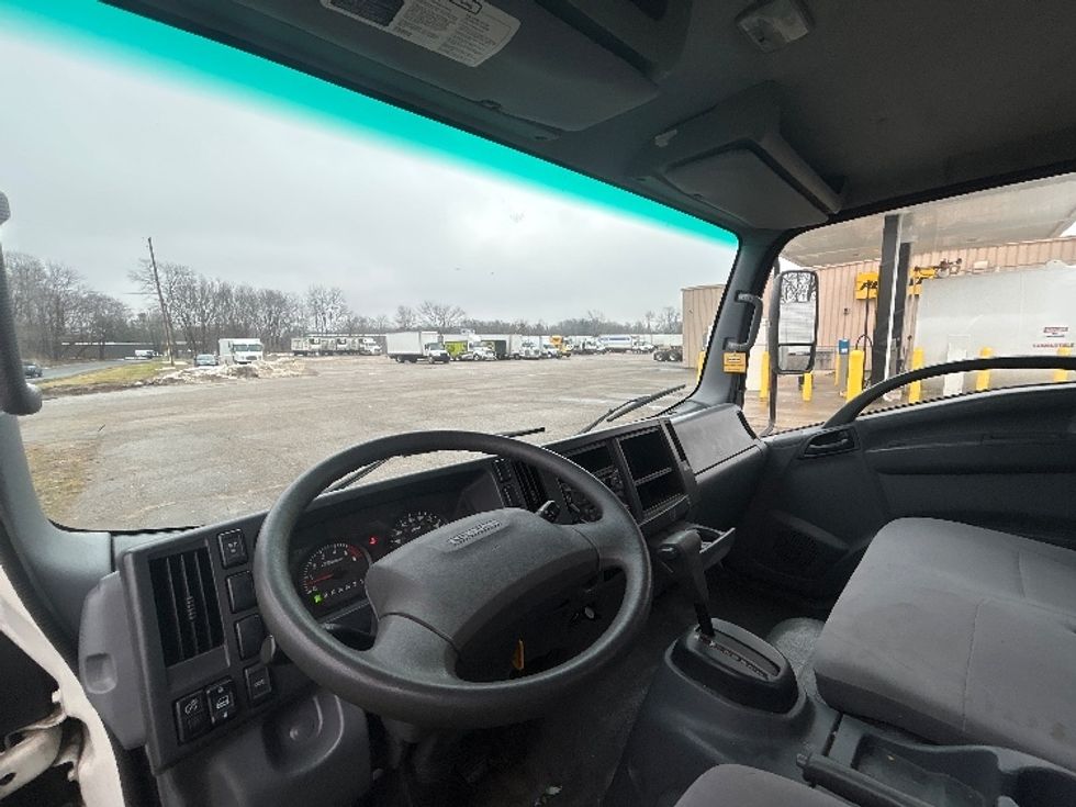 Light Duty Box Truck-Light and Medium Duty Trucks-Isuzu-2019-NPR EFI-Kalamazoo-MI-88,837\n\t\tmiles-$ 33,750 - Image 16