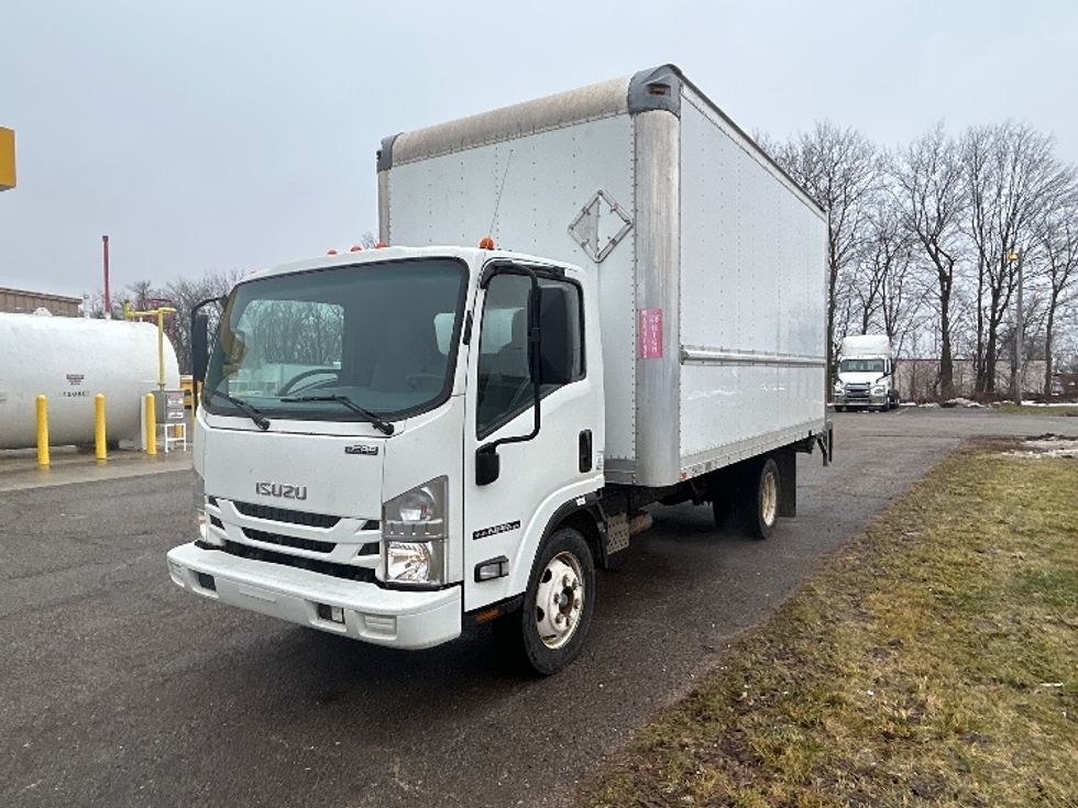 Light Duty Box Truck-Light and Medium Duty Trucks-Isuzu-2019-NPR EFI-Kalamazoo-MI-88,837\n\t\tmiles-$ 33,750 - Image 3