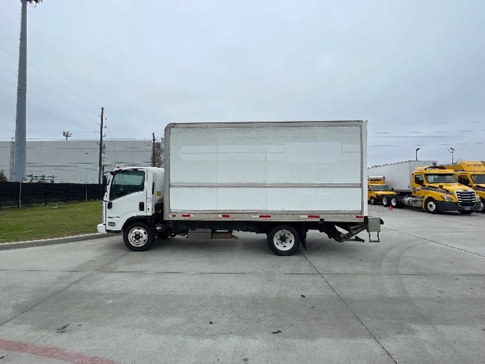 Light Duty Box Truck-Light and Medium Duty Trucks-Isuzu-2019-NPR EFI-Katy-TX-153,091\n\t\tmiles-$ 32,000 - Image 15